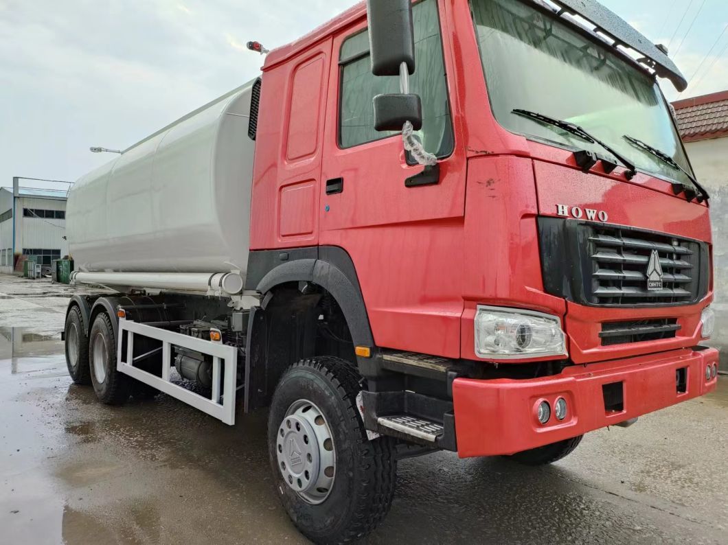 Sinotruk HOWO 18000liters 6X4 Carbon Steel Tanker Truck for Oil Gas Diesel