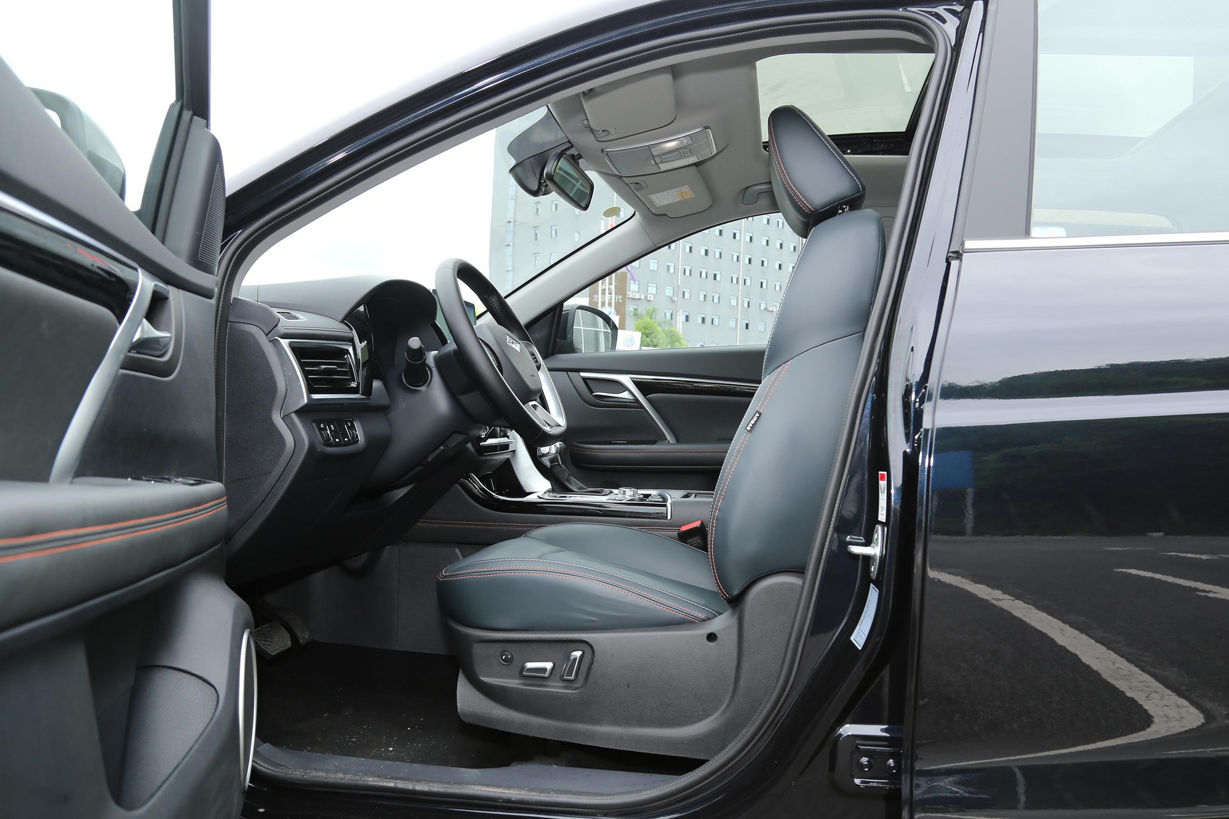 Affordable 2021 Baic Ruixiang X5 SUV Gasoline 1.5T MT 156hp FWD LHD Car Engine Model 1.5T 156hp L4