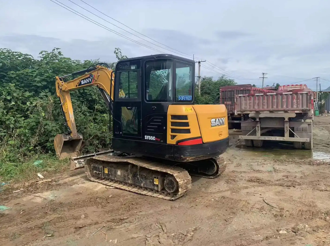 Popular Second Hand 5T Mini Digger Used Sany SY55C Crawler Excavator