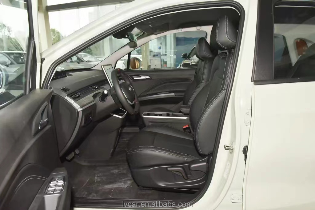 The Perfect Family Commuting SUV 400km Battery Life Lithium Ion Battery Max Speed 120 Km/h