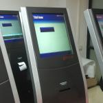 Hospital/Clinic/Pharmacy Floor Stand Wireless Queue System Token Number Machine