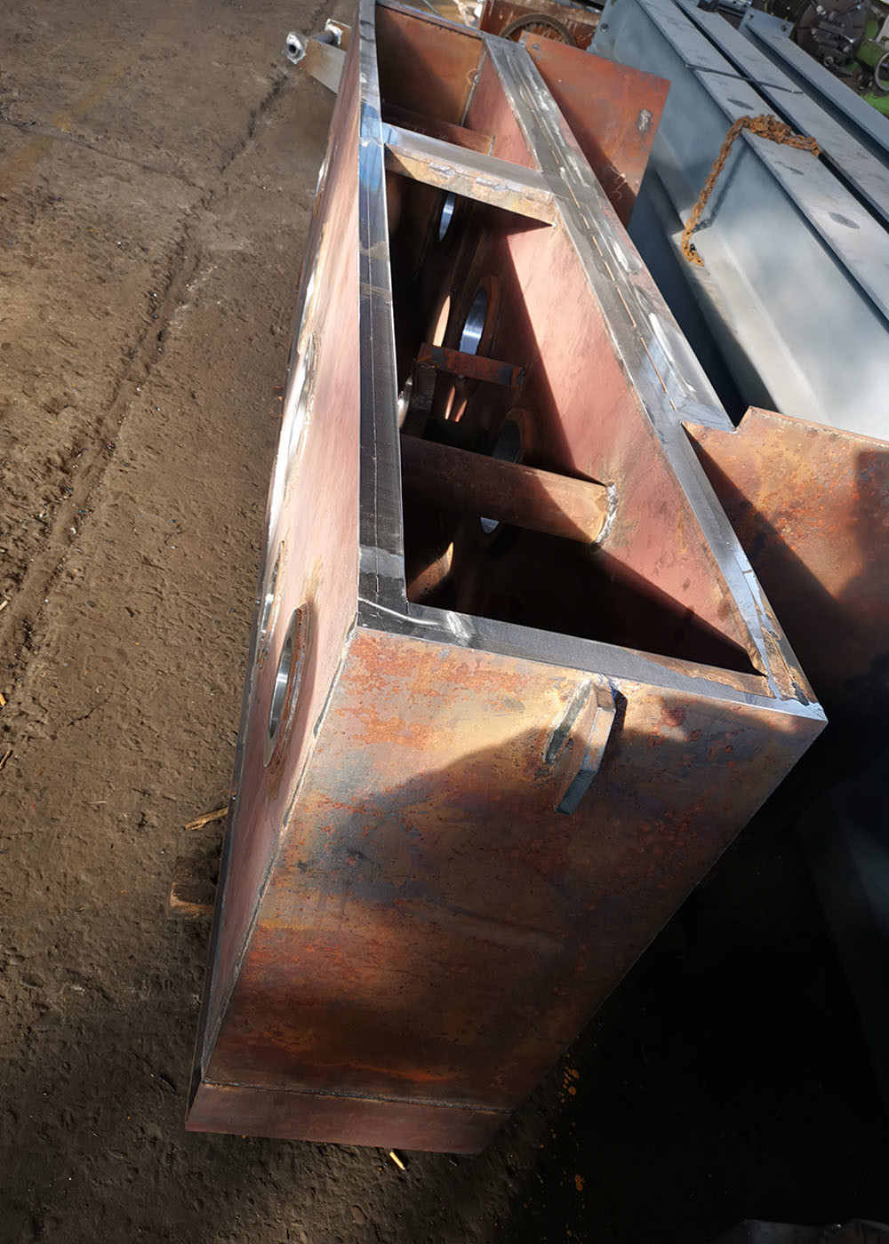 Custom Welding Gear Box Housing Of Wire Drawing Machine 260 HB