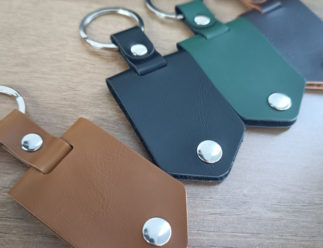 Mini Stand Portable Photo Frame Keychain With Leather Cover Photo Keyring
