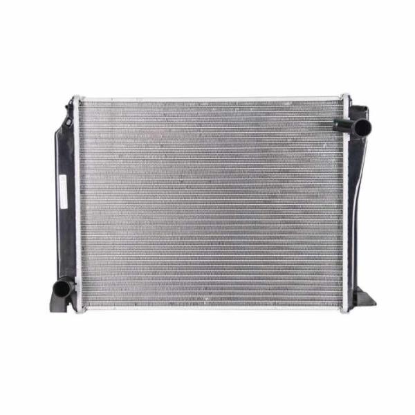 2000-2006 TOYOTA HIACE HILUX Car Fitment Coolant Cooler Aluminum Radiator