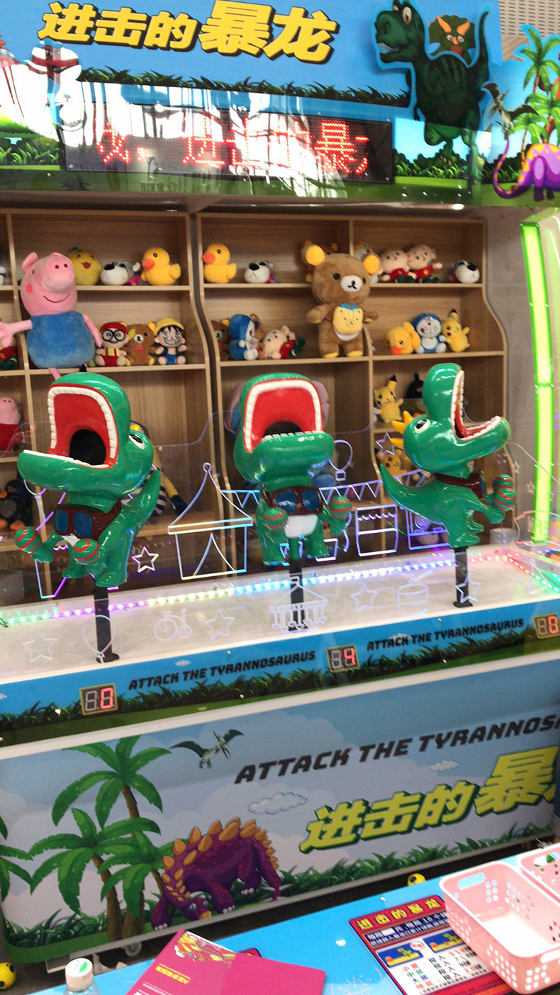 Indoor Carnival Prize Booth For Ball Toss Skill Game Entertainment