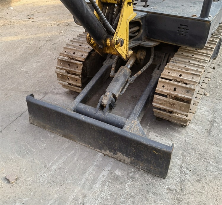 2 Tons Used Japan Komatsu PC 20 MR Crawler Excavator with Low Working Hours and Ideal