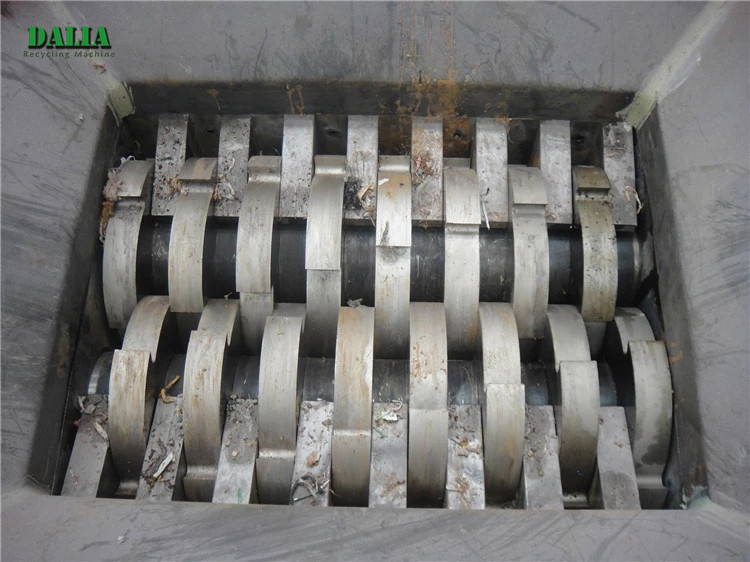 Two Motors Double Shaft Shredder , Industrial Metal Shredder Uniform Discharge