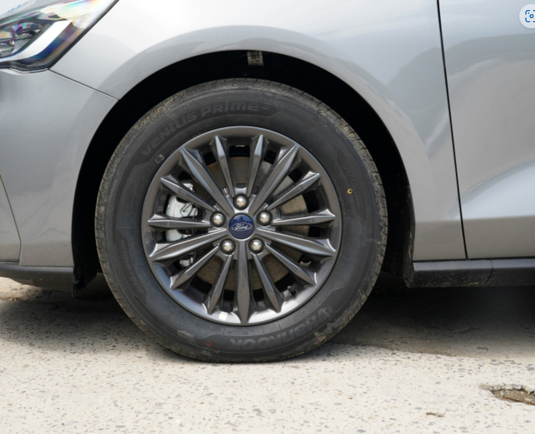 Changan Ford Focus 2022 three-compartment EcoBoost 180 automatic ST Line 4 door 5 seat sedan