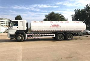 Quality Sinotruk Howo Diesel 6x4 336hp Refueling Tank Truck wholesale