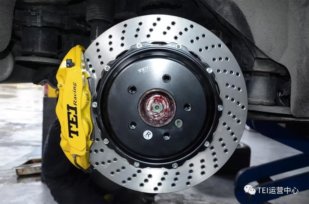 BBK For BMW X5 20 Inch Wheel Front And Rear 6piston Caliper 405*34mm Rotor