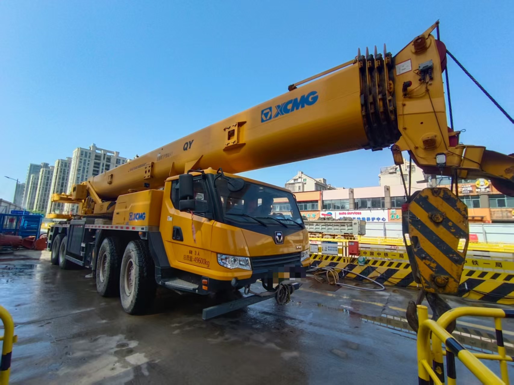 XCMG Heavy Equipment QY80K5D 80Ton Used Mobile Truck Crane for Sale