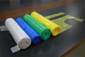 Quality Disposable Polythene Paint Aprons And Smocks , Adult Clothing Protectors On Rolls wholesale