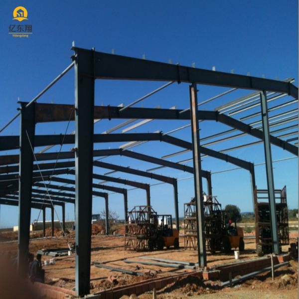 ASTM A36 Prefab Metal Airplane Hangar Agricultural Farm Barn Steel Structure