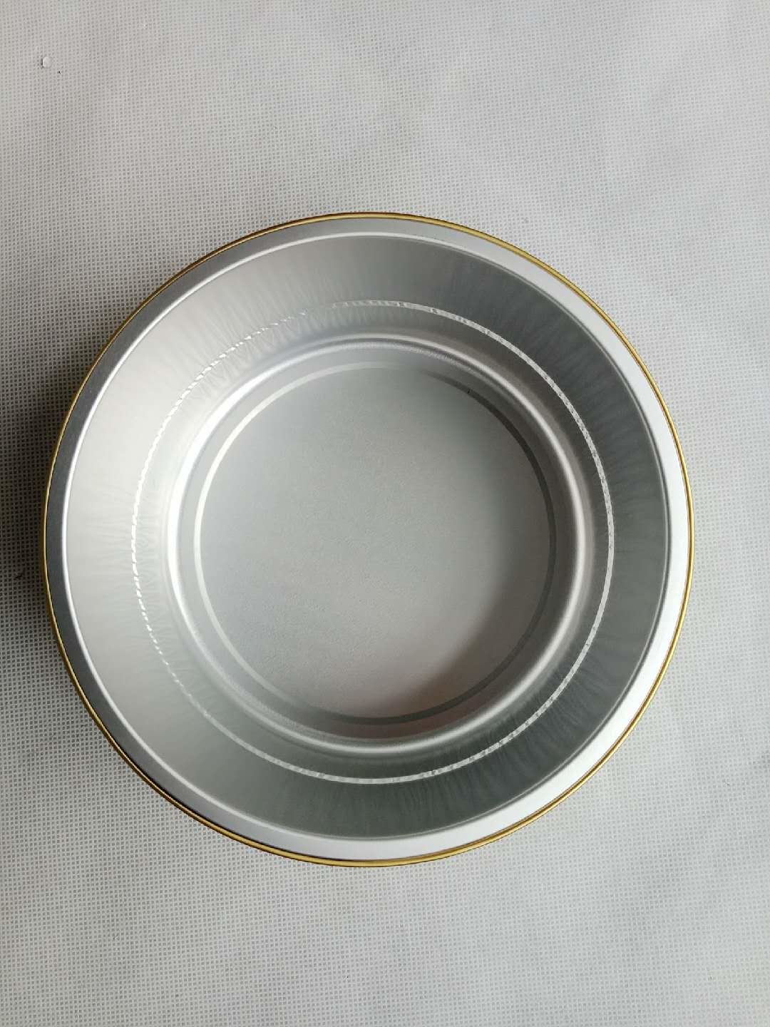 Aluminum foil bowl