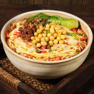 Quality Home Chongqing Pea Noodles With Mixed Sauce Dry Alkaline Noodles wholesale