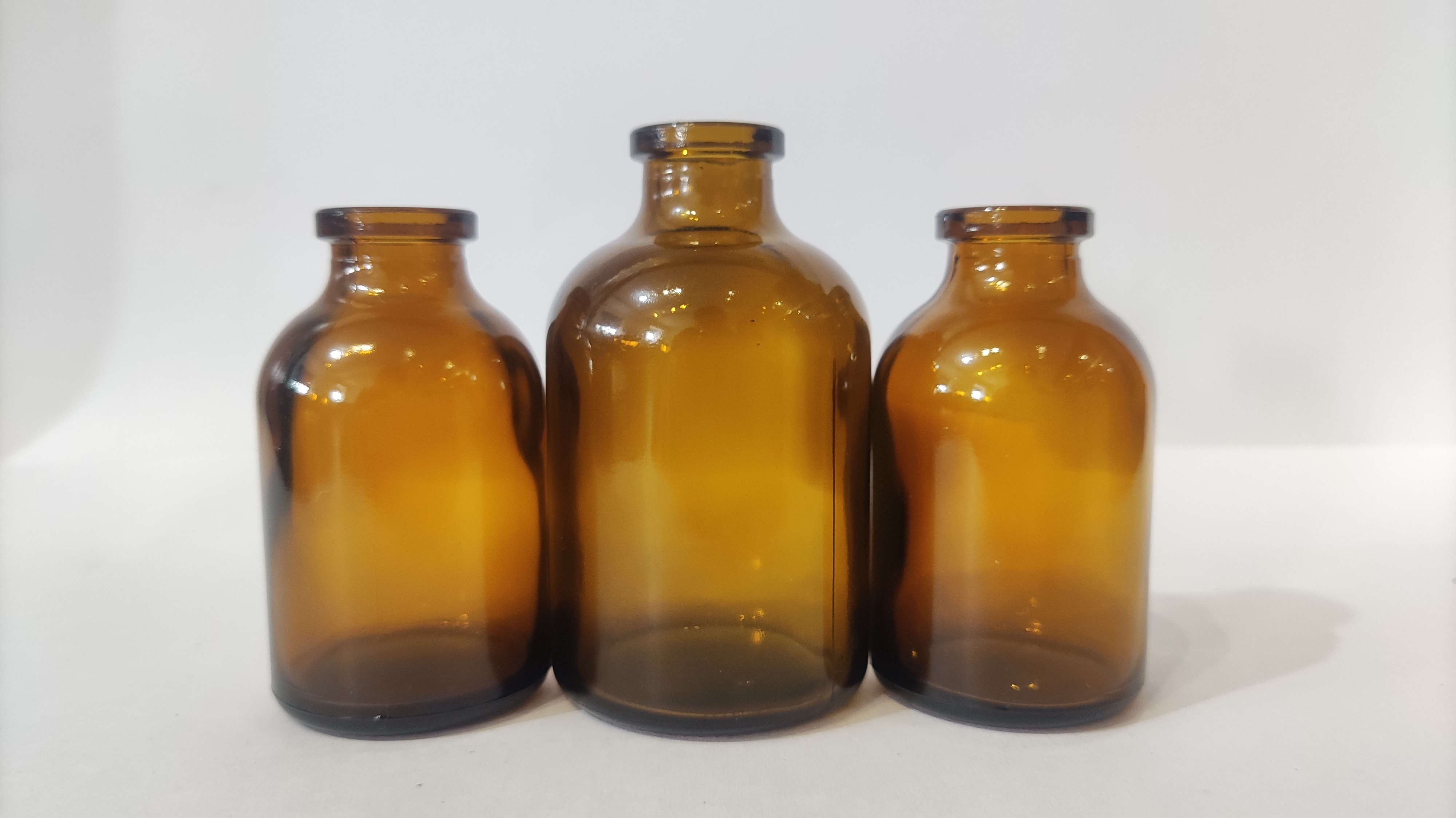 10ml- 100ml Ups Type Ii Iii Molded Amber/Clear Glass Vial For Pharmaceutical And Veterinary Powder Injection Packagi