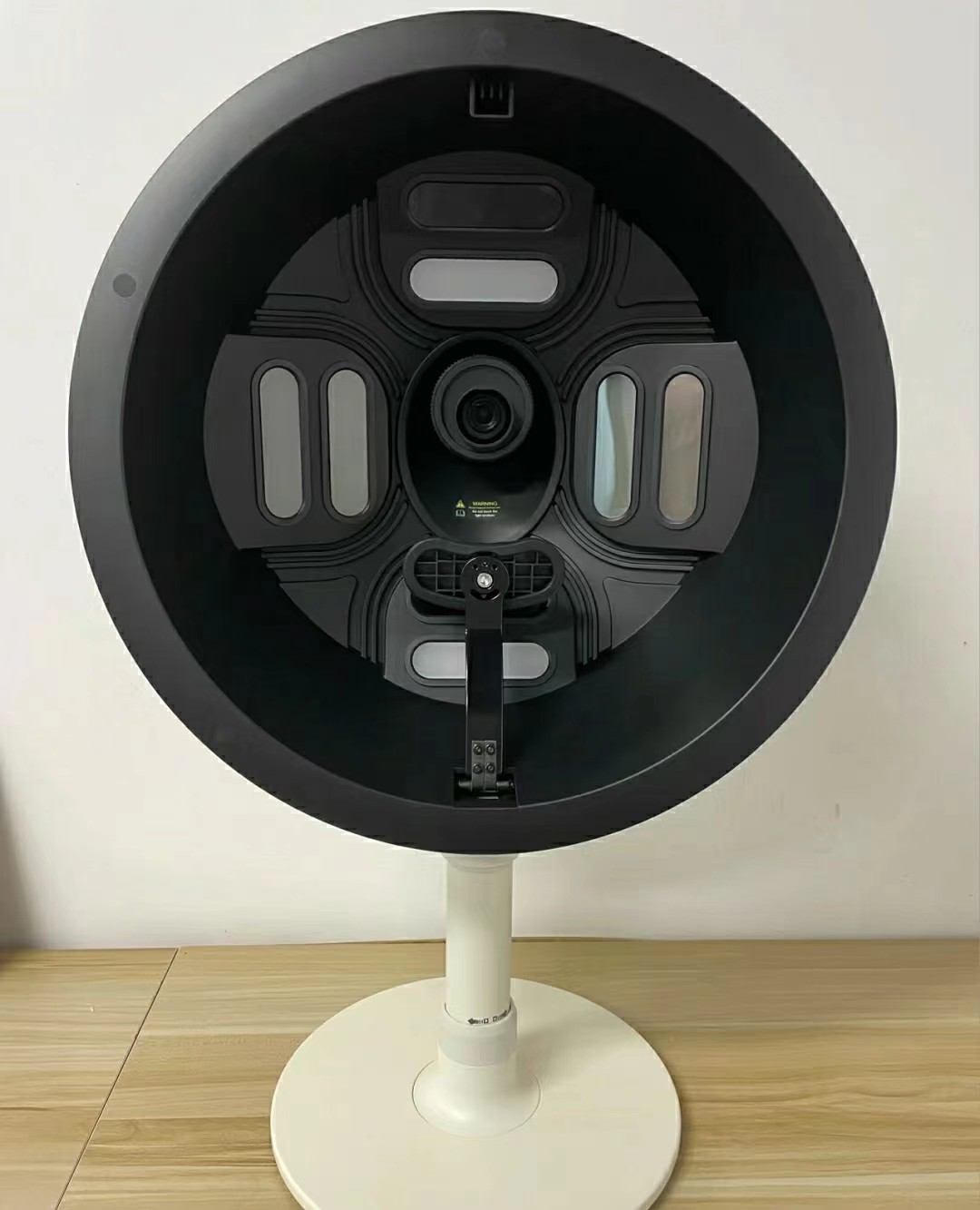 Digital Skin Analysis Machine 2000W Resolution Face Analyzer Machine