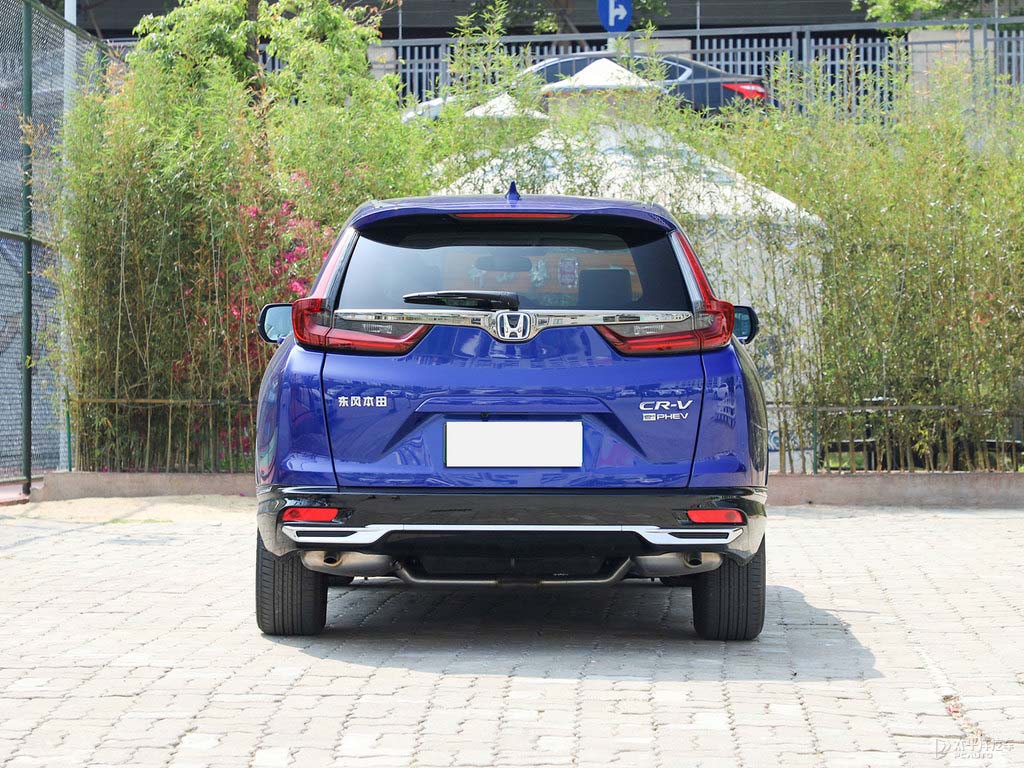 2021 version of Dongfeng Honda Ruichi hybrid vehicle designed by China, sold in stock