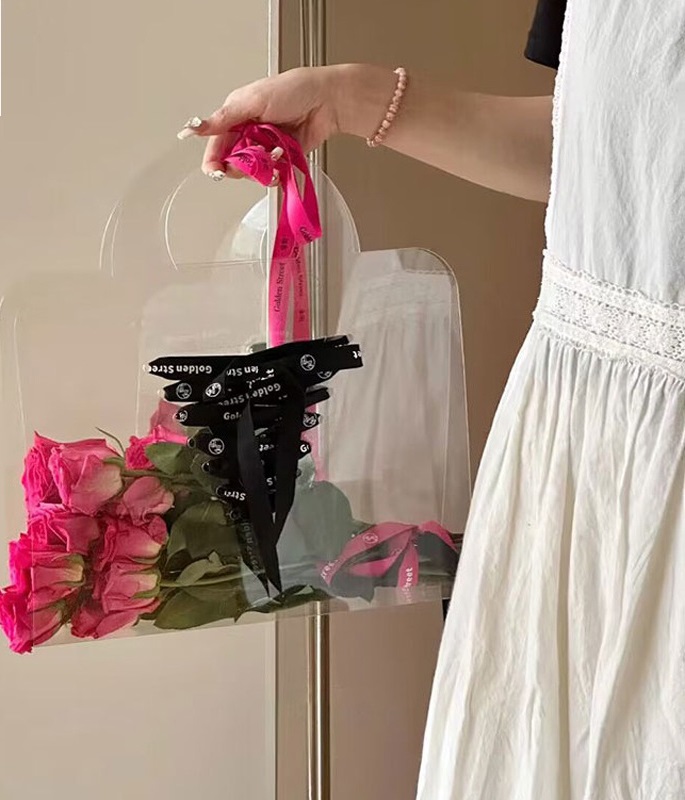 Customizable PVC Box Transparent PET Flower Favour Boxes Gift Handbag