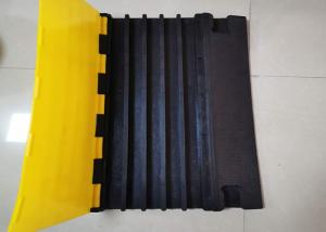 Quality Heavy 20 Tons 5 Hole Width 35mm Driveway Speed Bumps wholesale