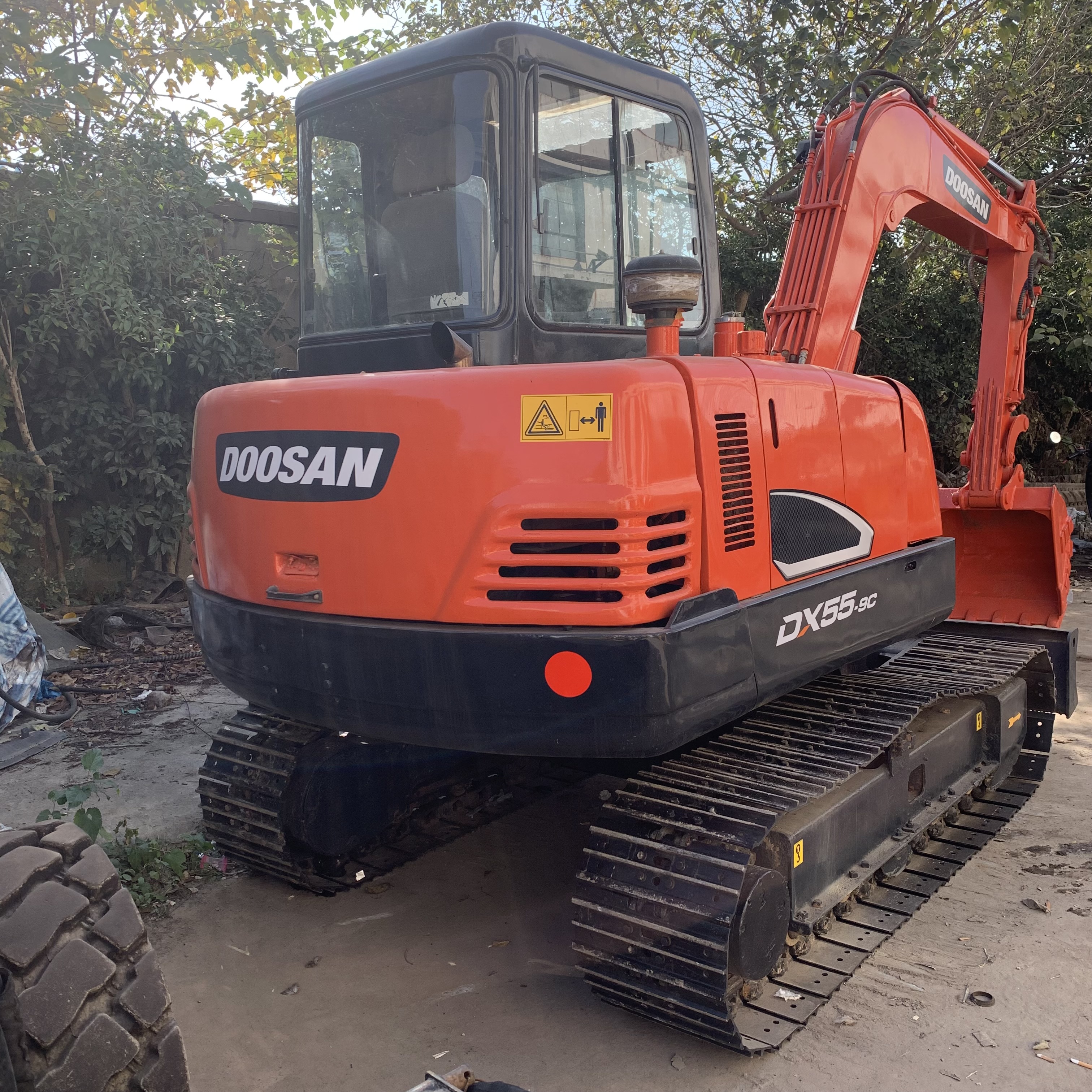 Secondhand Doosan DX55 DX60 dx70 Hydraulic Crawler Excavator 5 Ton Original DX55-9C