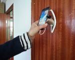 COMER Anti-theft alarm stands Security display holder Retail shop for smart