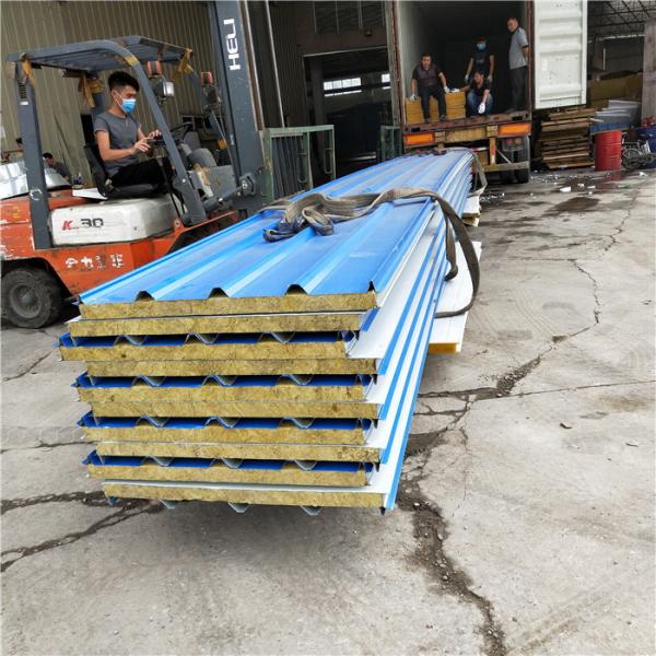 11800mm rock wool sandwich roof panel 960-50-0.376mm with embossing steel sheet