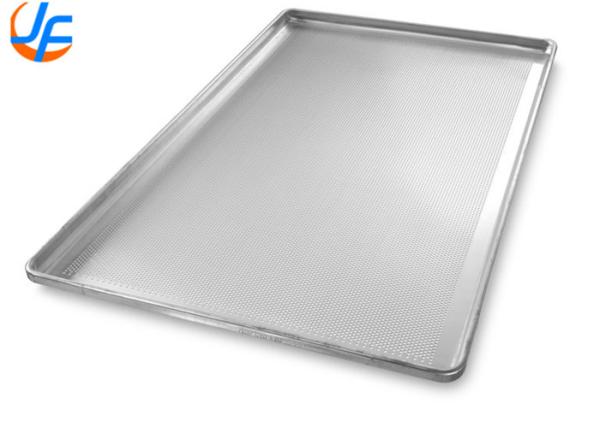 RK Bakeware China Foodservice 42465 Commercial 32 Mold Glazed Aluminized Steel