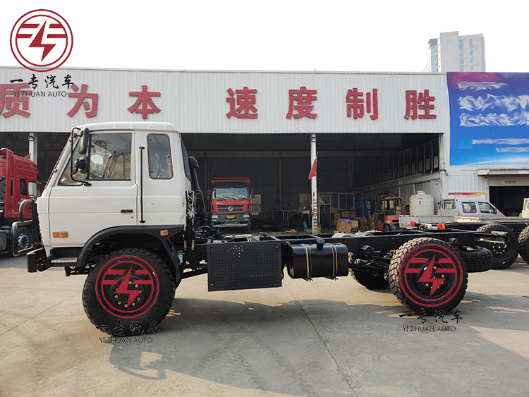 Normal Driver's Seat 190HP Diesel Engine 4x4 Off Road Truck with Manual Transmission