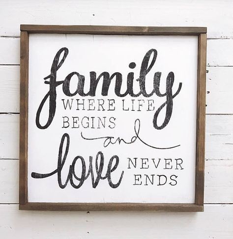Home Decoration Wall Sign Sayings , Hanging Personalized Wood Family Signs