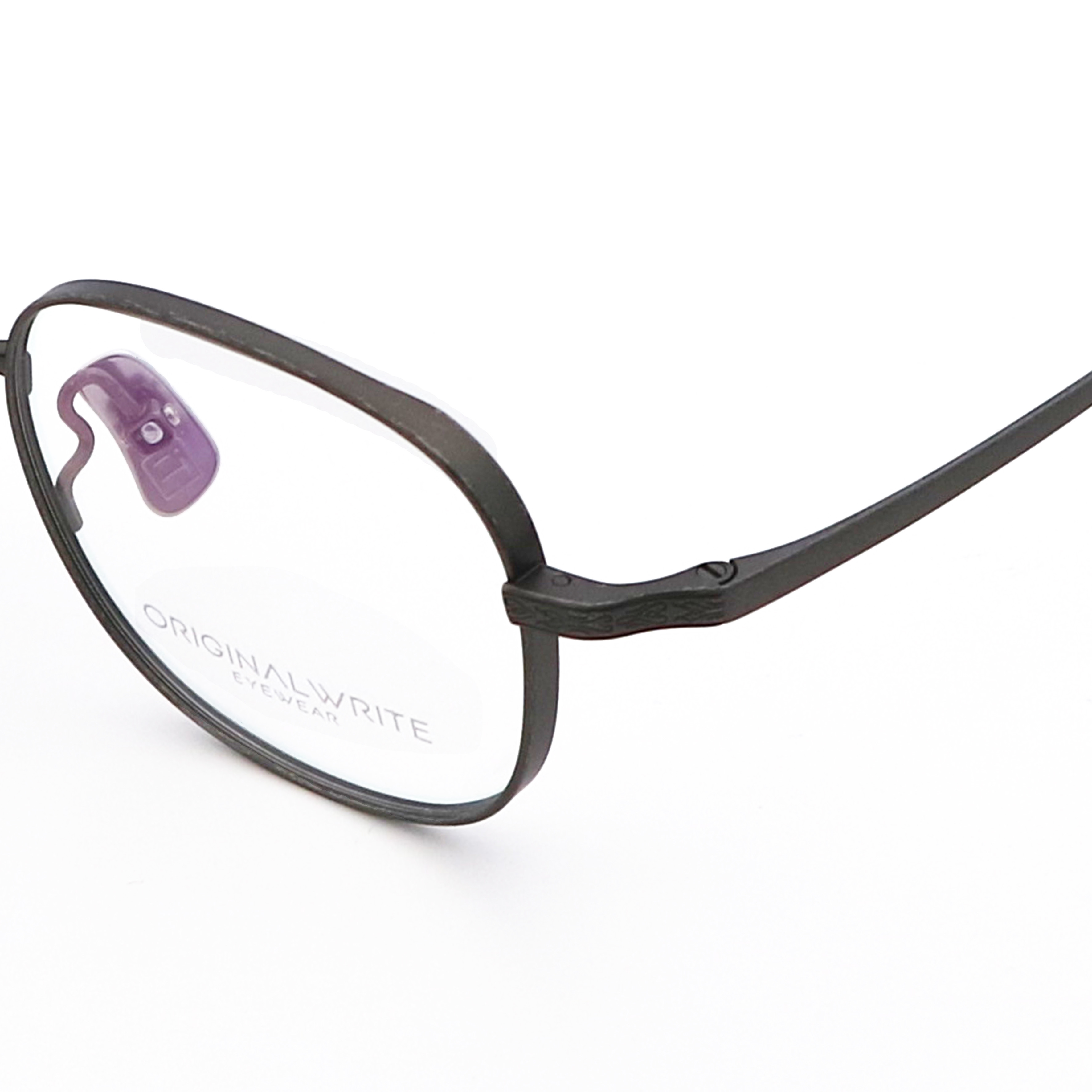 Fad Designer Titanium Eyewear Adaptable To All Scenarios 88208