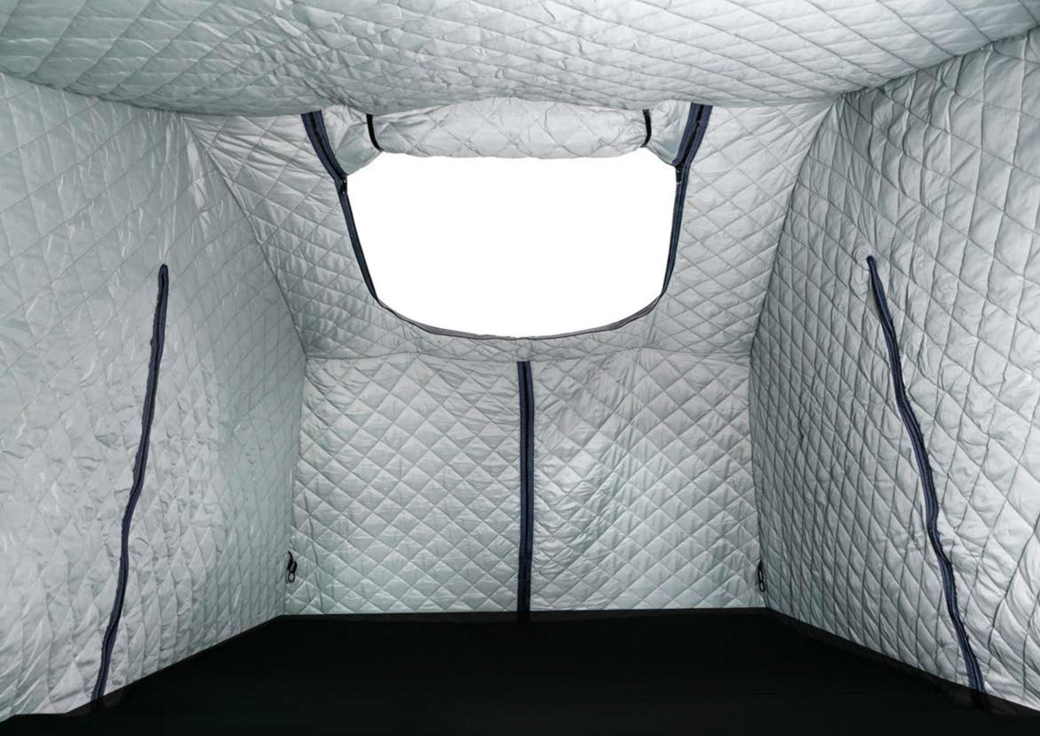 High- Aluminum Hard Shell Triangle Roof Top Tent for 2022 Car Hard Shell Rooftop Tent
