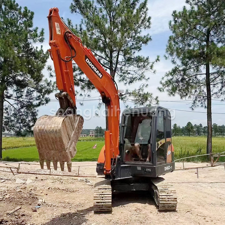 Doushan DH60-7 Tracked Excavator Used Doosan Dh60-7 Excavator