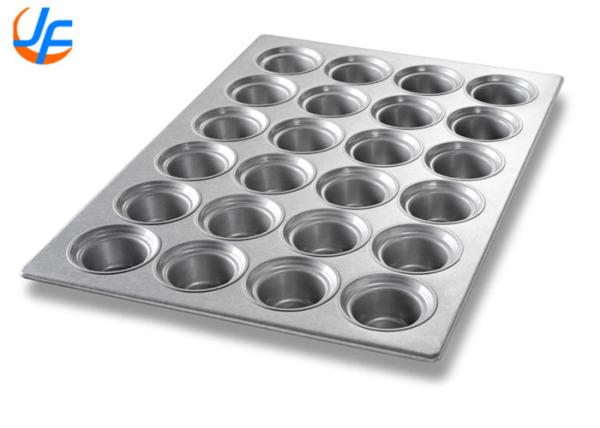 RK Bakeware China-43055 Chicago Metallic 15 Compartment Glazed Aluminized Steel
