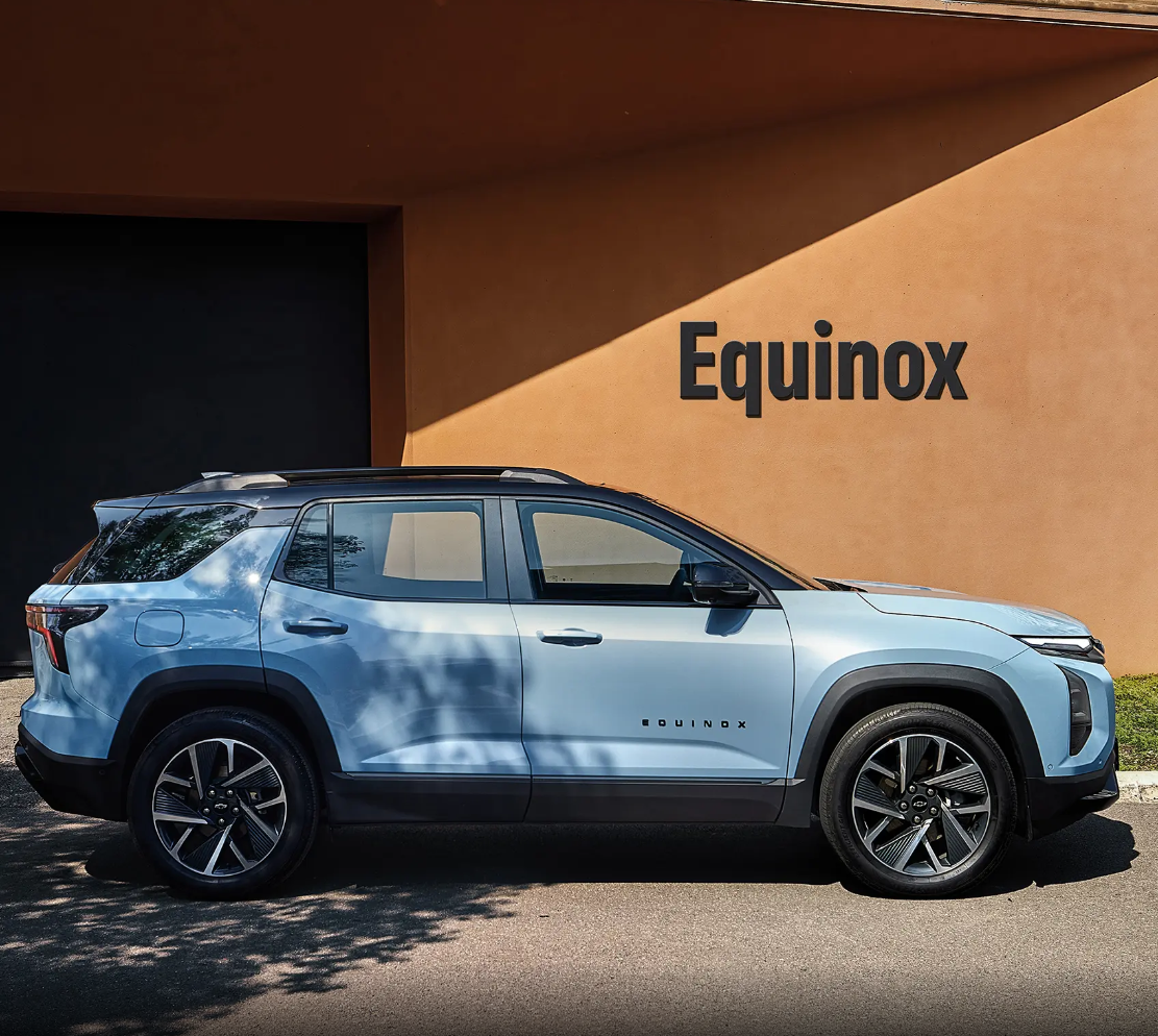 Chevrolet Explorer Plus Plug-In Hybrid 1.5T 102km 155km Electric Parking Brake ACC R17 Leather Seats Automatic Gearbox