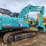 Original 20T Used Kobelco Medium Used Kobelco Sk200 Earth Moving Excavator