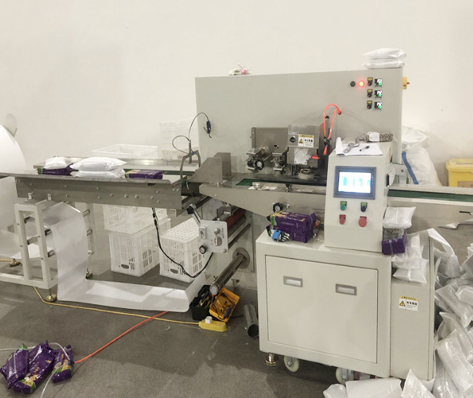 Air Bubble Film Packaging Machine ODM Horizontal Packing Machine