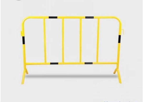 Cheap ISO9001 1.1x2.1m Metal Crowd Control Barriers Heavy Duty road safety fence for sale