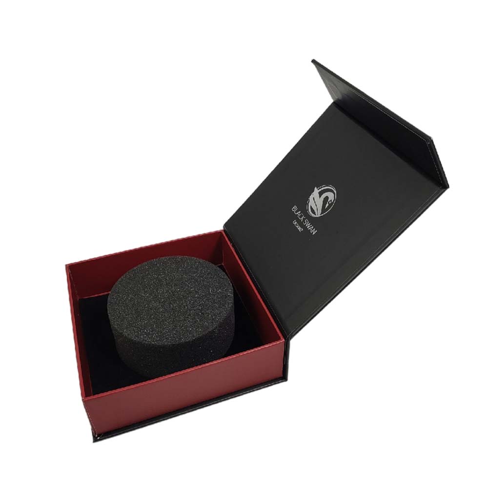 Custom Logo Luxury Black Gift Box with Magnetic Closure Made from Recycled Materials