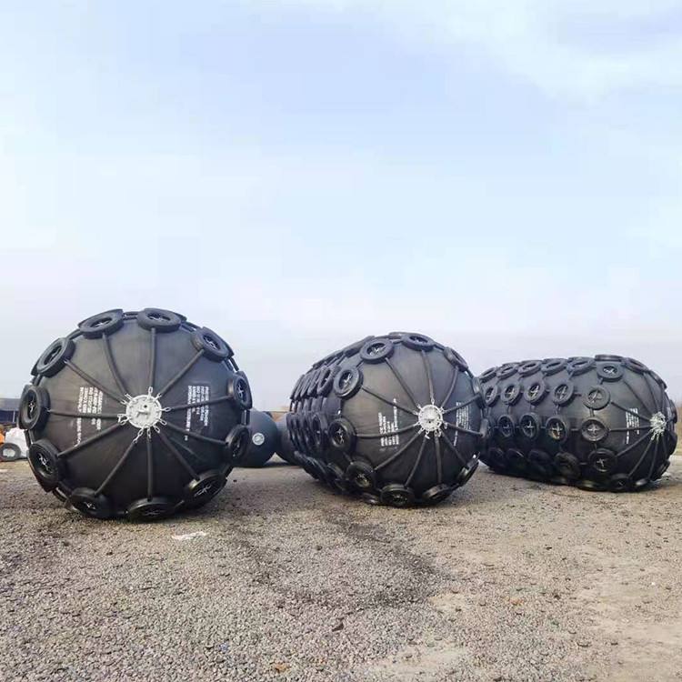 STS Floating Pneumatic Rubber Fender Ship To Ship Transfer Operation