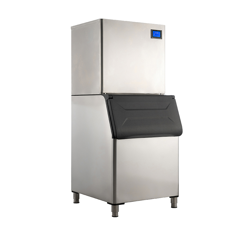 318kg Per Day Large Capacity Moon Crescent Ice Making Machine With Water Cooler 220V 168kg
