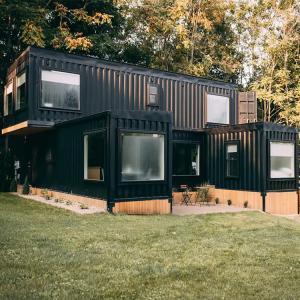 Quality Soundproof Modular Expandable Homes Prefab 3 Bedroom Container House Foldable wholesale