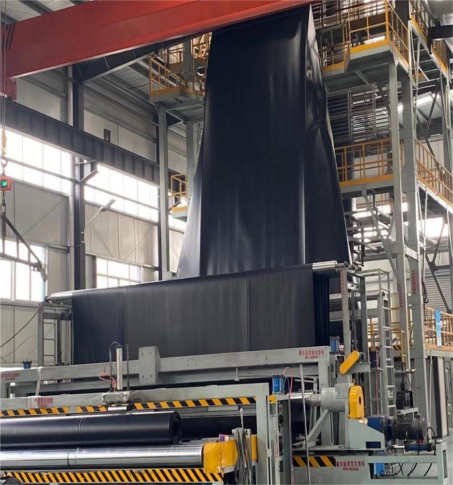 Isolation Function HDPE Geomembrane Liner for Fish Farming 1mm 1.5mm Thickness