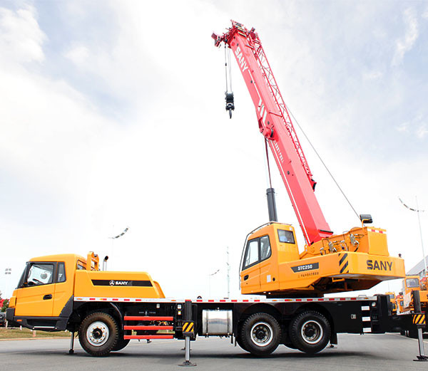 25ton truck crane STC250 Snay truck crane price