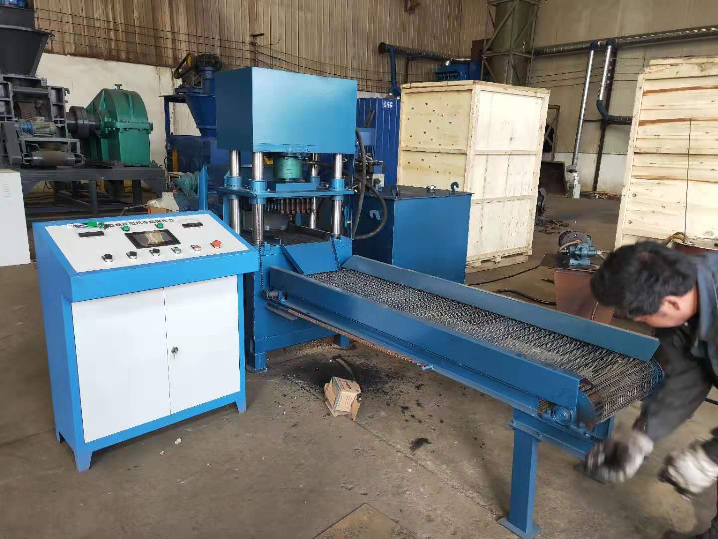 Smoke Free Hydraulic Charcoal Press Machine 350pcs/Min