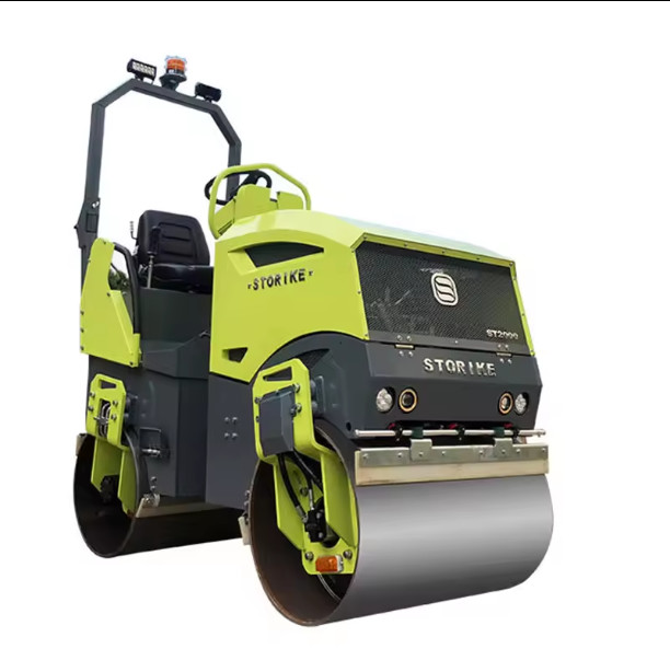 2-ton single drum roller, green road press, road press Ride-on vibratory roller are road construction equipment, suitabl