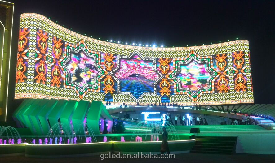 High Brightness 90 Degree Corner Outdoor Advertising LED Display With 10000hours Life Span
