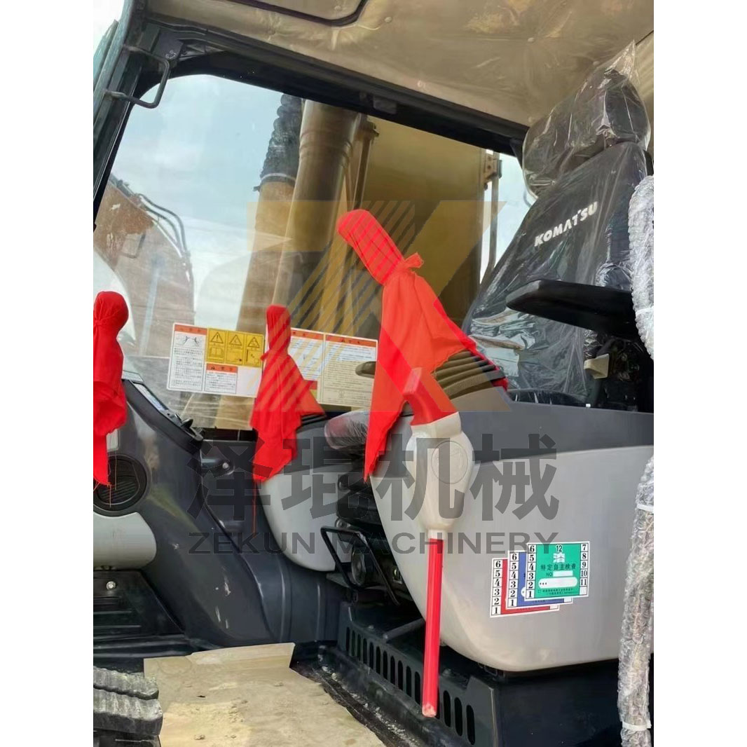 20TON Weight Komatsu PC200-8 Excavator Used in Good Condition