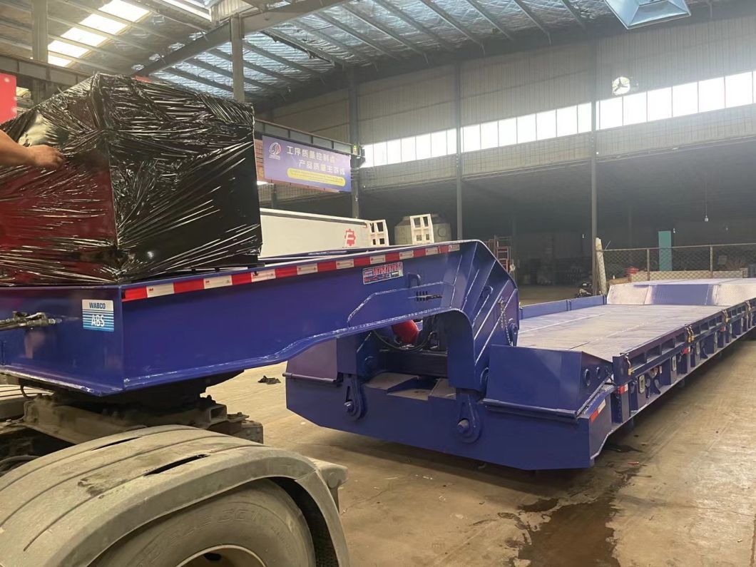 Reliable Gooseneck Lowbed Trailer for Oversized Load Transport