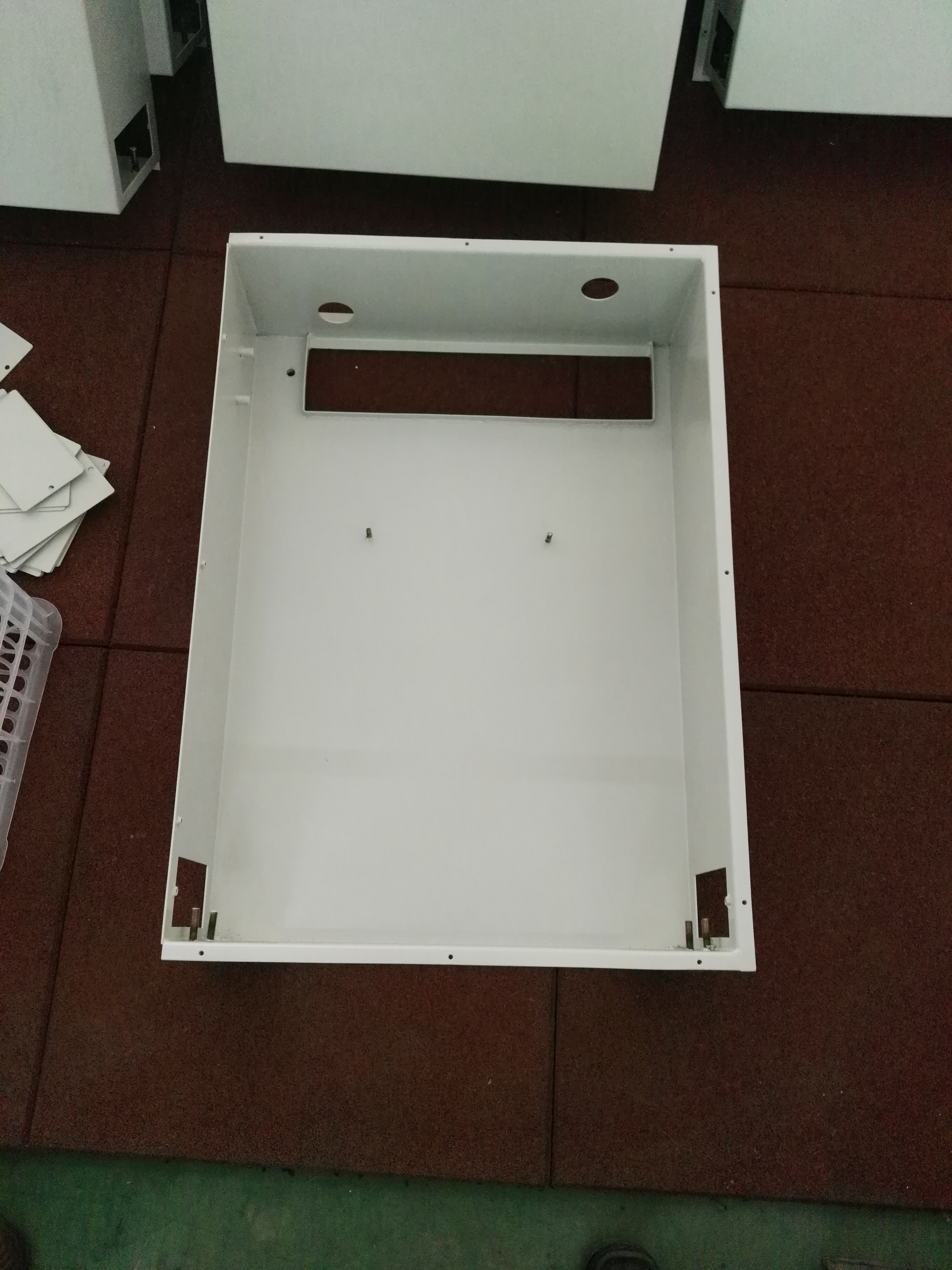 White Zinc Plated Turret Punching Service Stamping Sheet Metal Parts ISO Approved